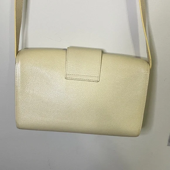 Yves Saint Laurent Vintage Cream Leather Bag - Picture 8 of 13